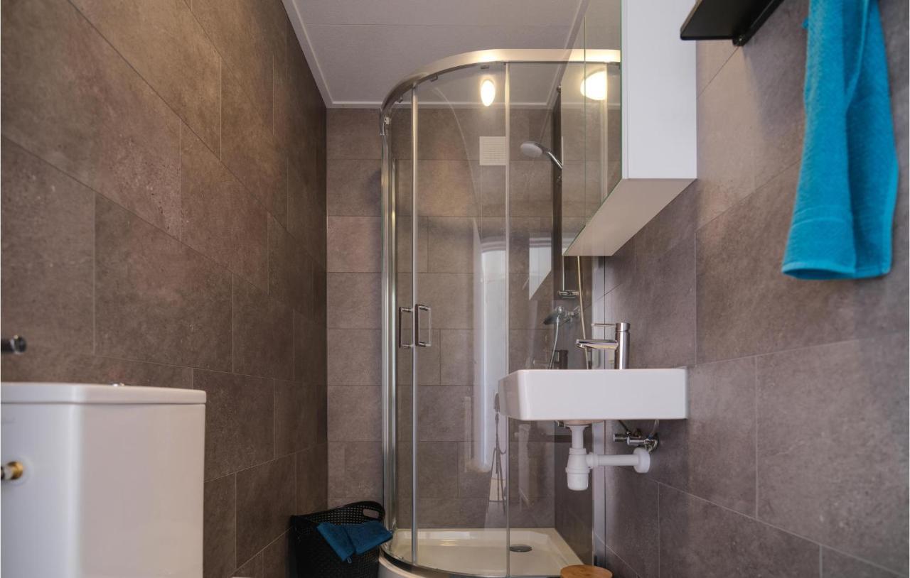 Nice Home In Heinkenszand With Sauna Dış mekan fotoğraf